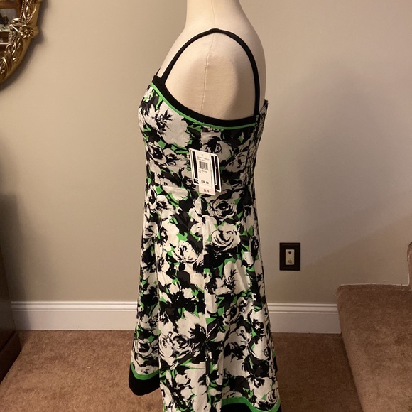 R&K dress - Picture 3 of 7